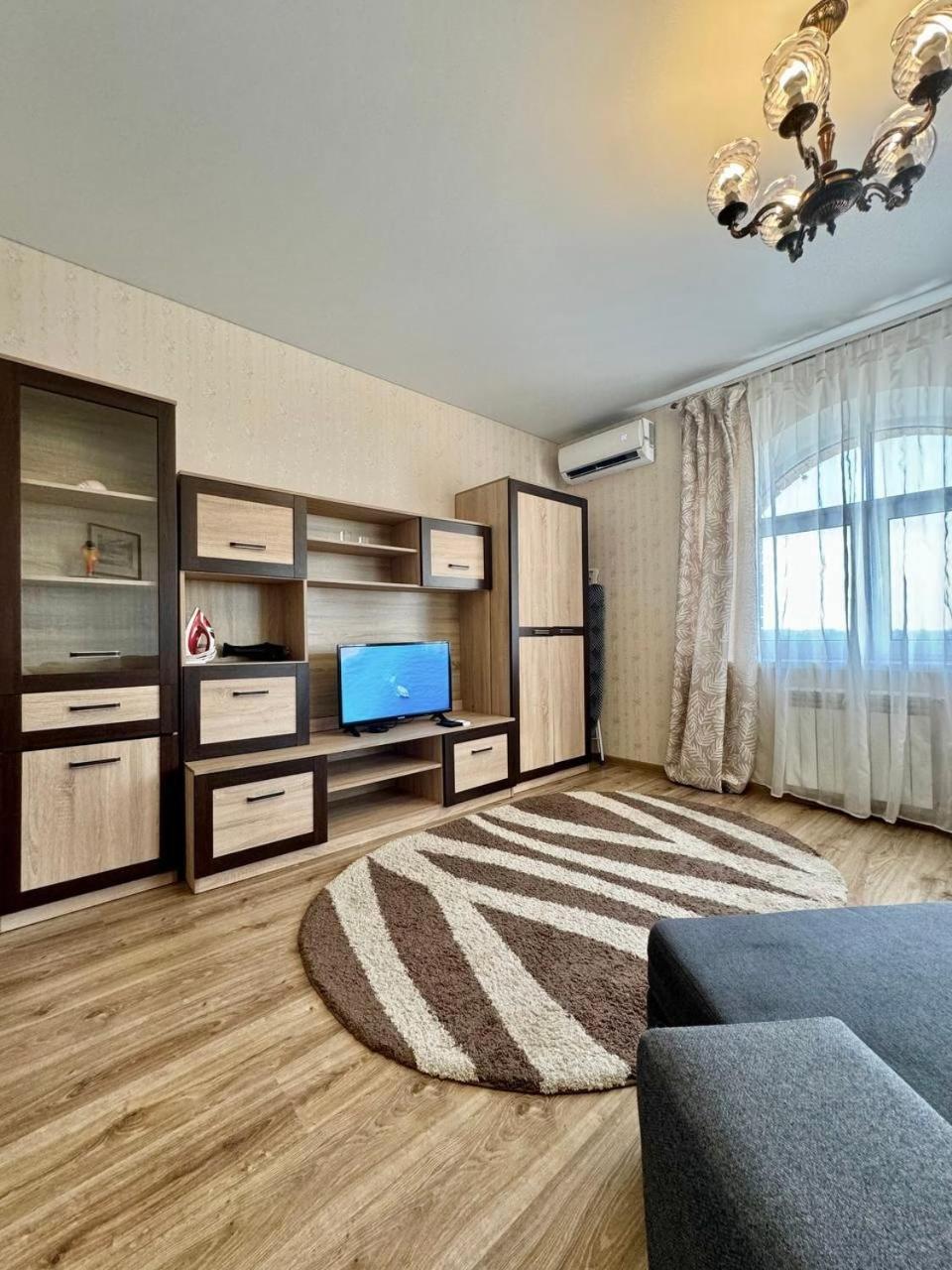 Apartpoltava Новий Будинок, В Самому Центрі 2-Окремі Кімнати, Панорамний Балкон Exterior foto